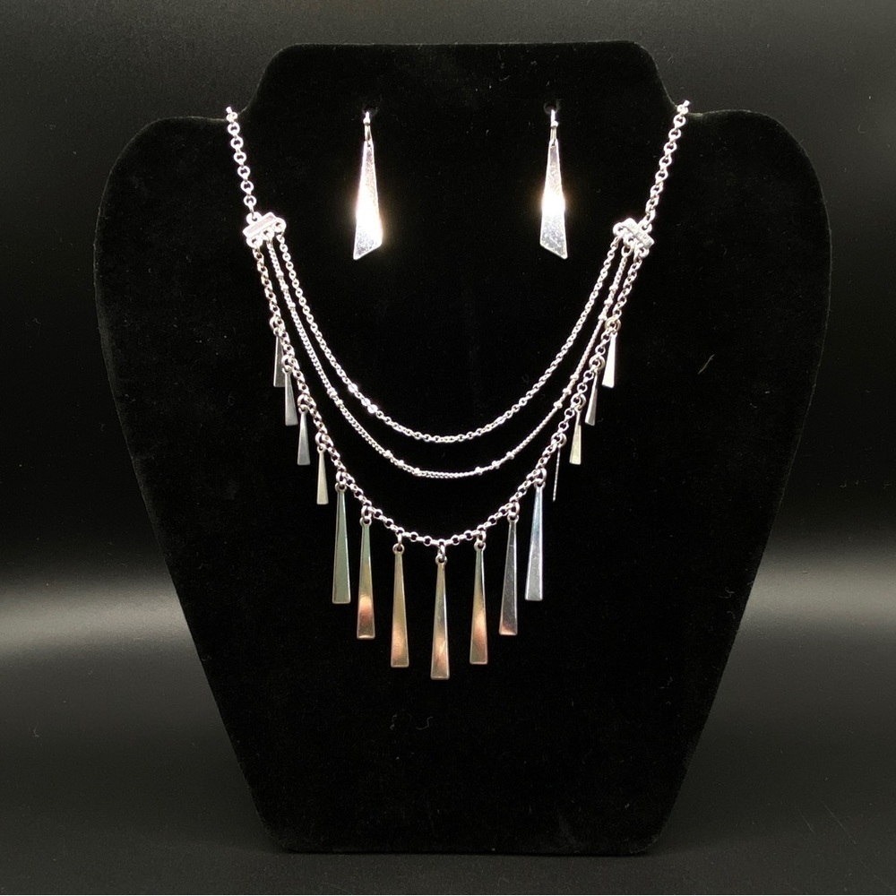 METAL Triple Strand Silver Tone Necklace & Earrings Set NWOT